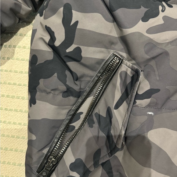 Point zero mens down jacket with fur - Picture 7 of 8